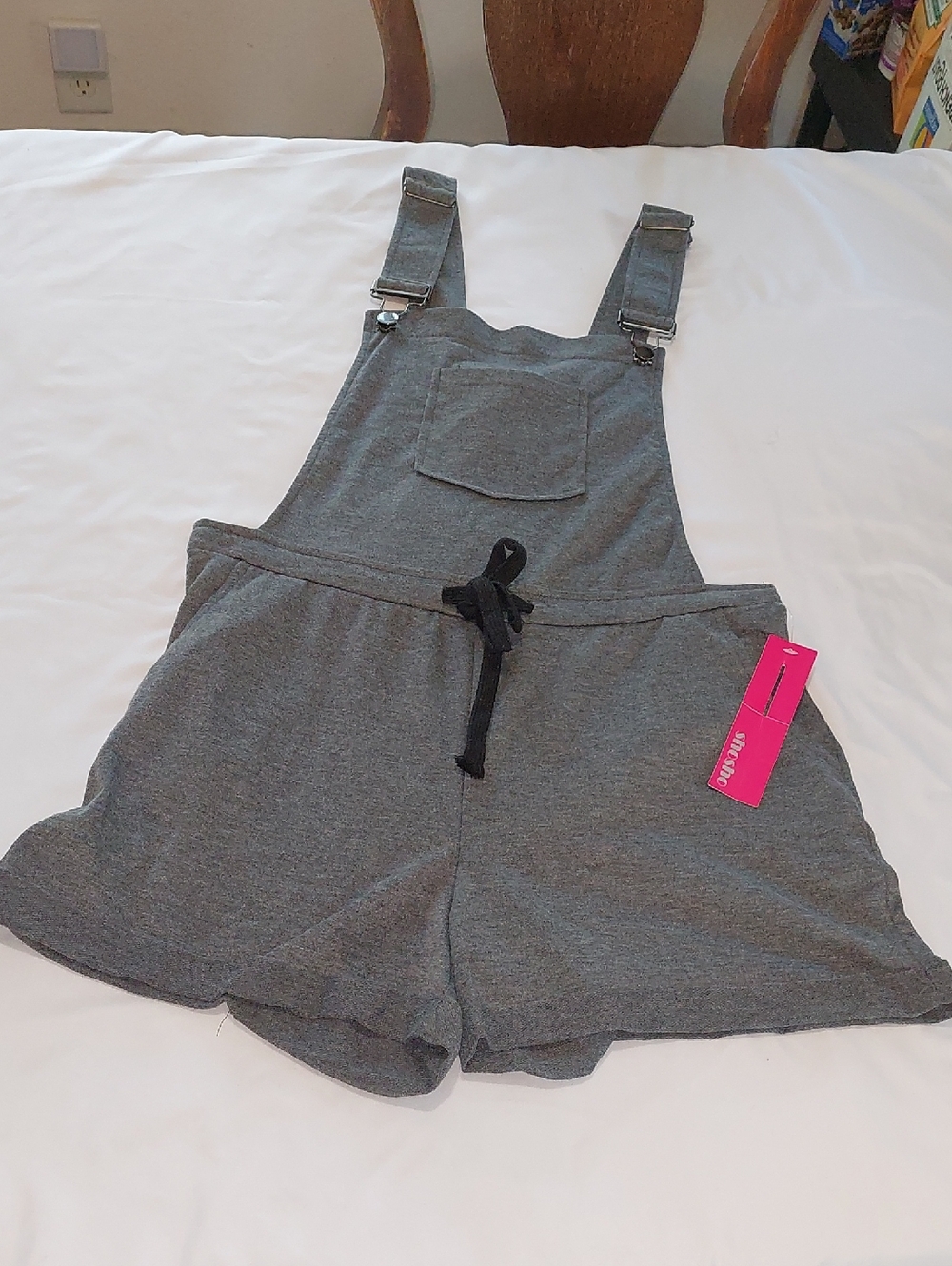 ShoSho Gray Knit Overall Romper with Front Pocket.Light Weight .Size L